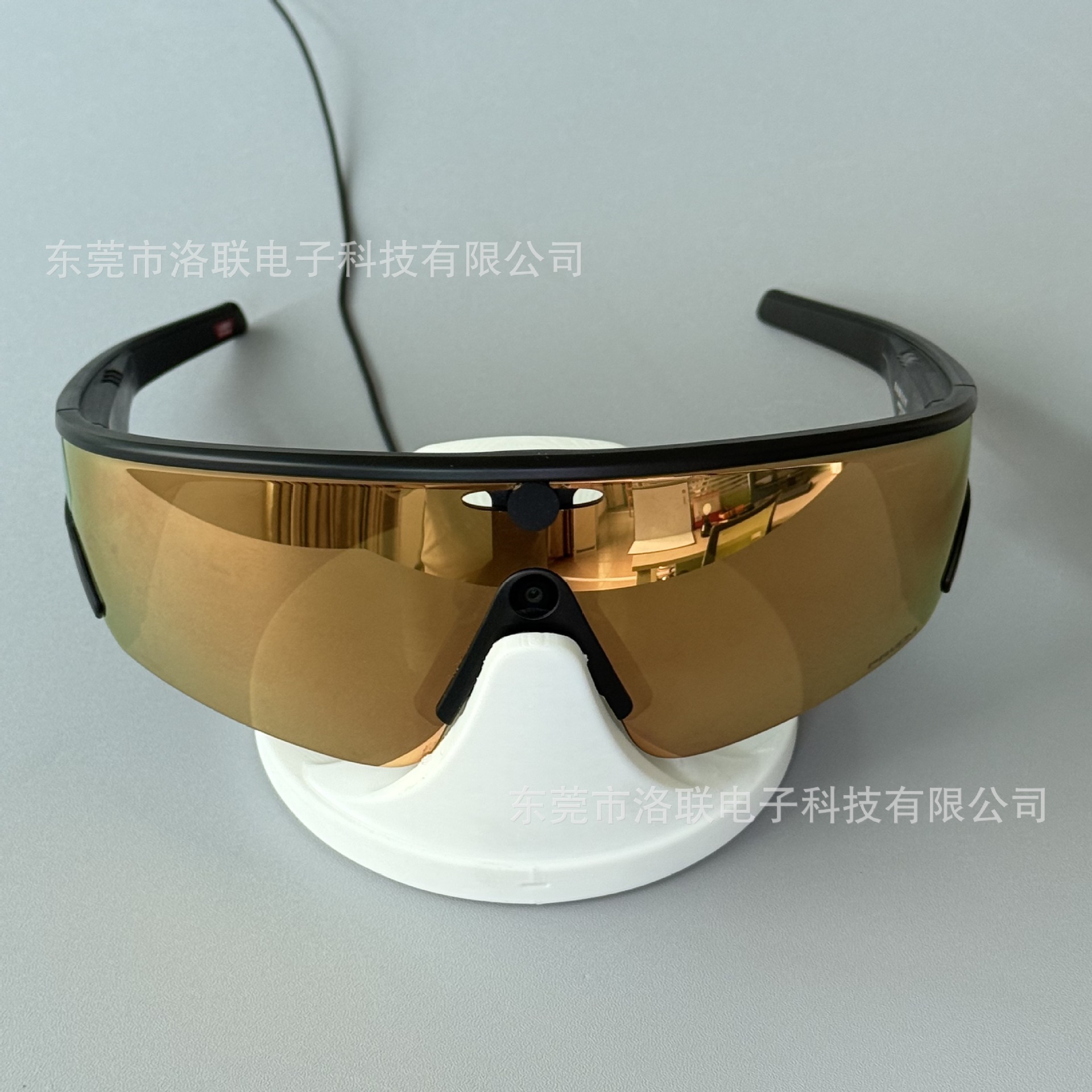 Cross-Border New Product Oakley Meta Vanguard Ai Smart Sports Glasses Pogopin Charging Base