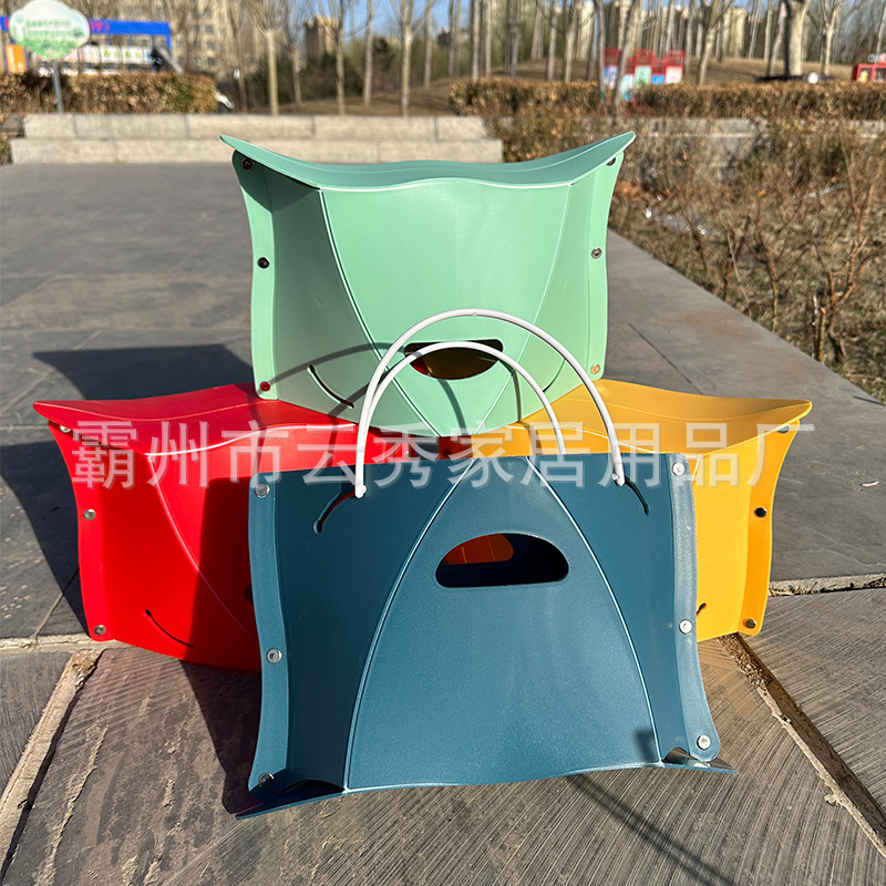Paper Stool for Outdoor Picnics, Portable Folding Stool for Walking, Leisure, and Waiting, Plastic Foldable Stool