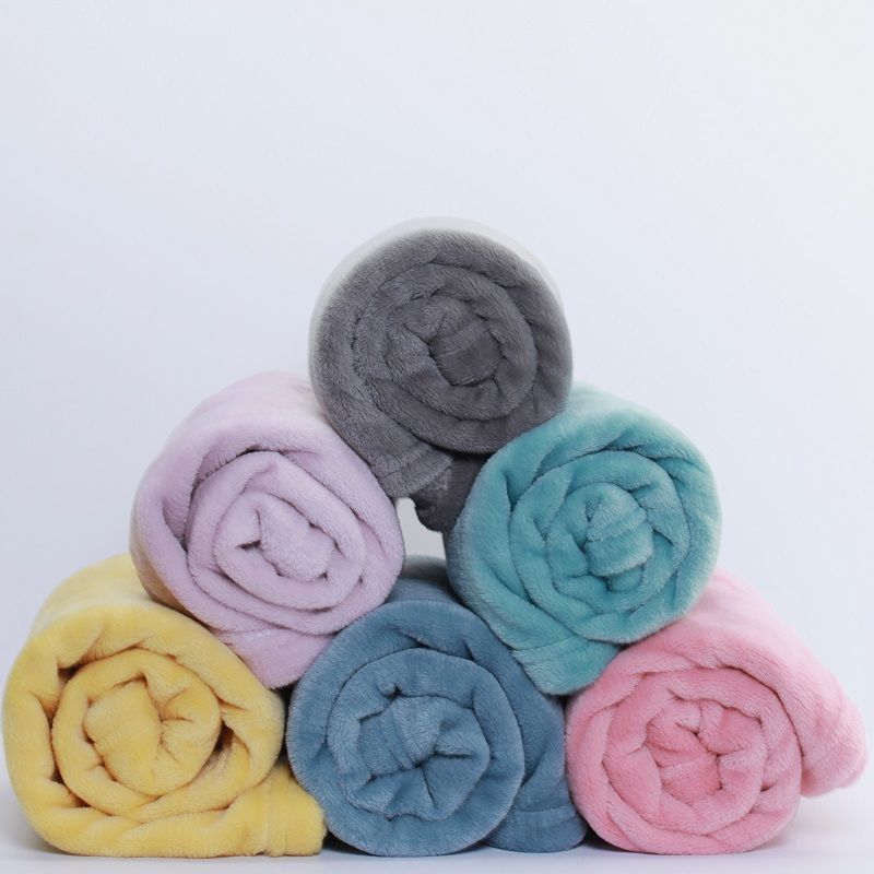 Оптовая продажа простого подарочного фланелевого пледа, утолщенный плед из кораллового флиса