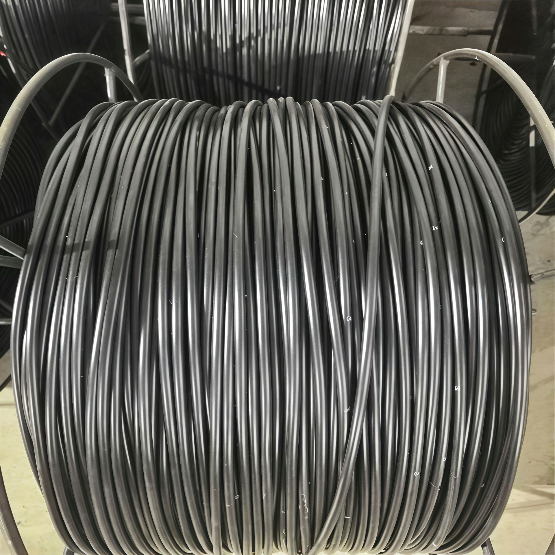 Mining Bundle Tube Pe-Zkw Flame Retardant and Antistatic Single Core and Multi Core Can Be Customized Polyethylene Bundle Tube for Coal Mines