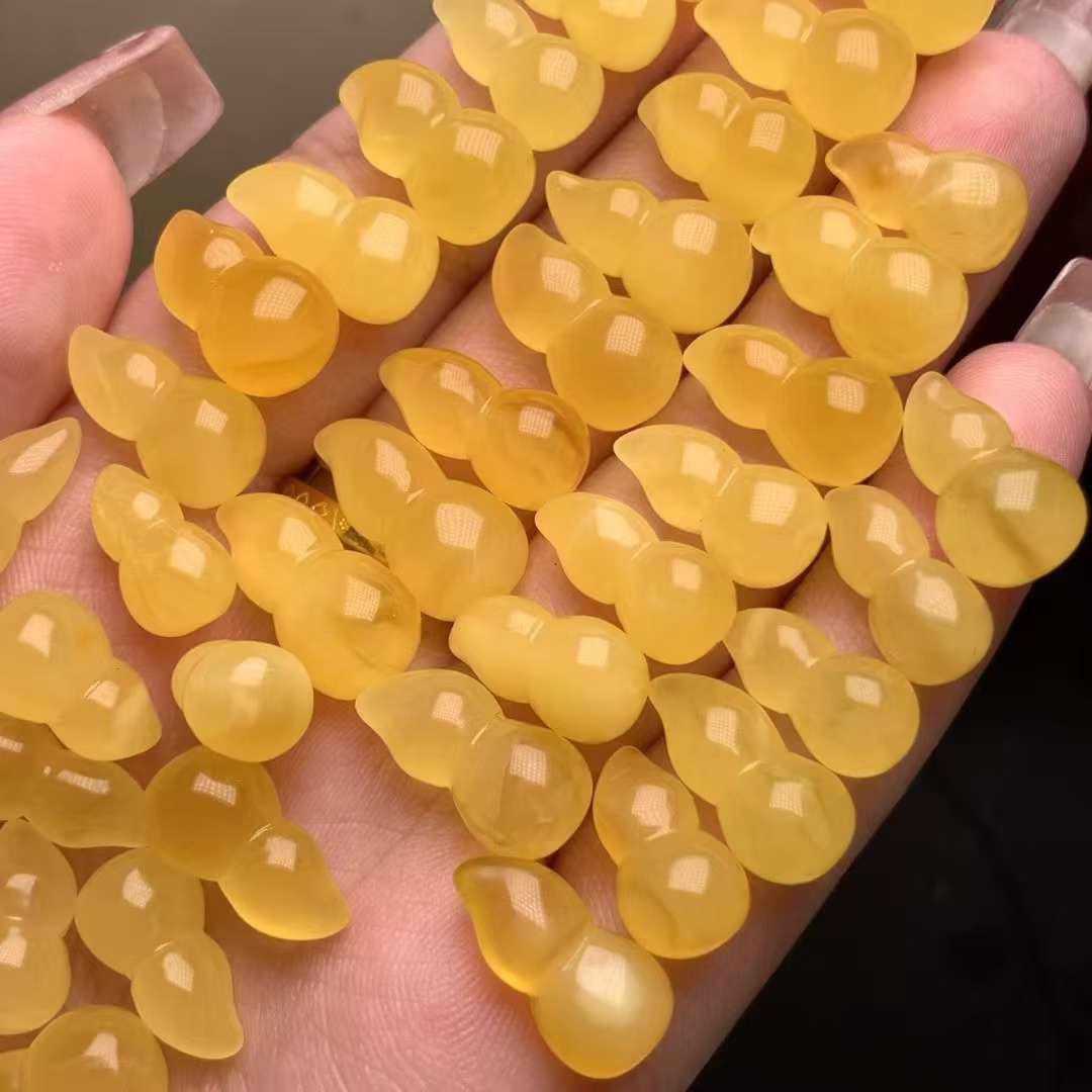 Natural beeswax Russian gourd wenplay accessories wax rich casual with DIY accessories can pond jewelry wholesale