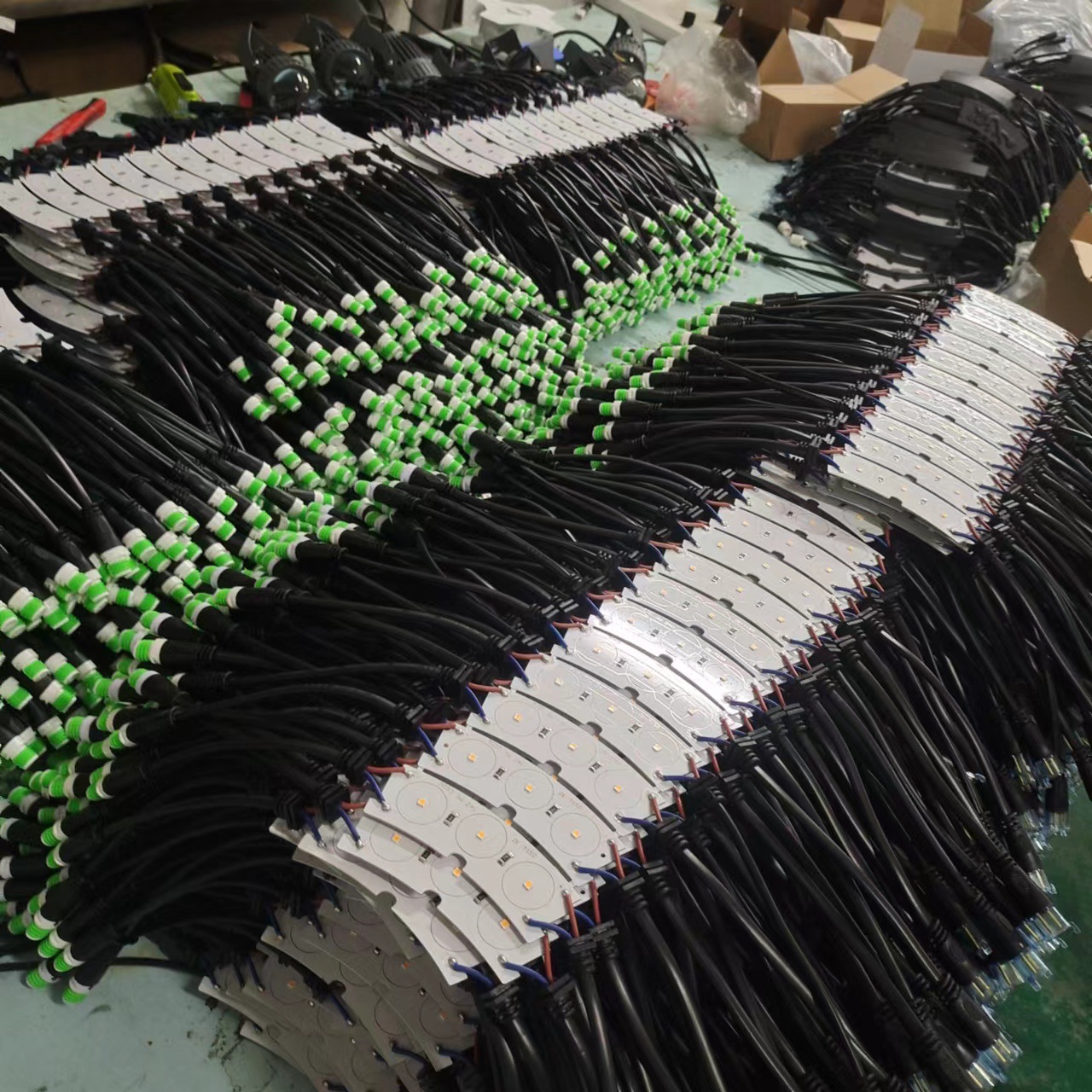 Factory Spot Led3W Outdoor Yellow Light Corrugated Light 220V High Voltage Tile Light Ancient Building Roof Crescent Light