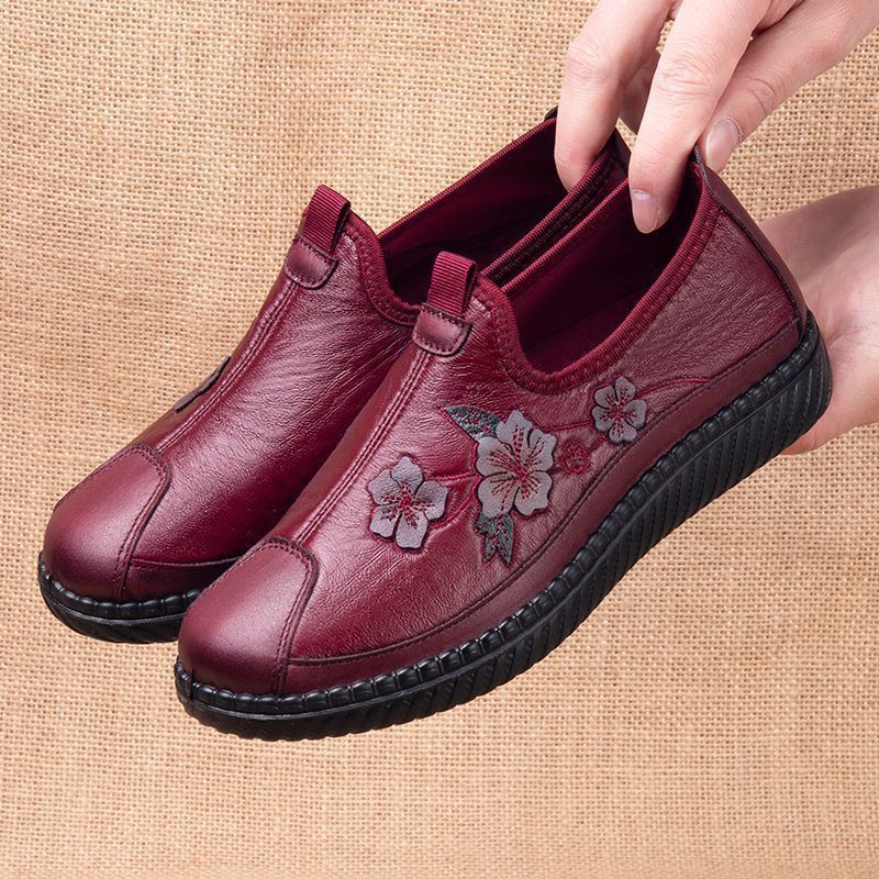 2024 New Spring and Autumn Walking Shoes Women's Casual All-match Sports Non-slip Soft Sole Autumn Lightweight Mother Shoes