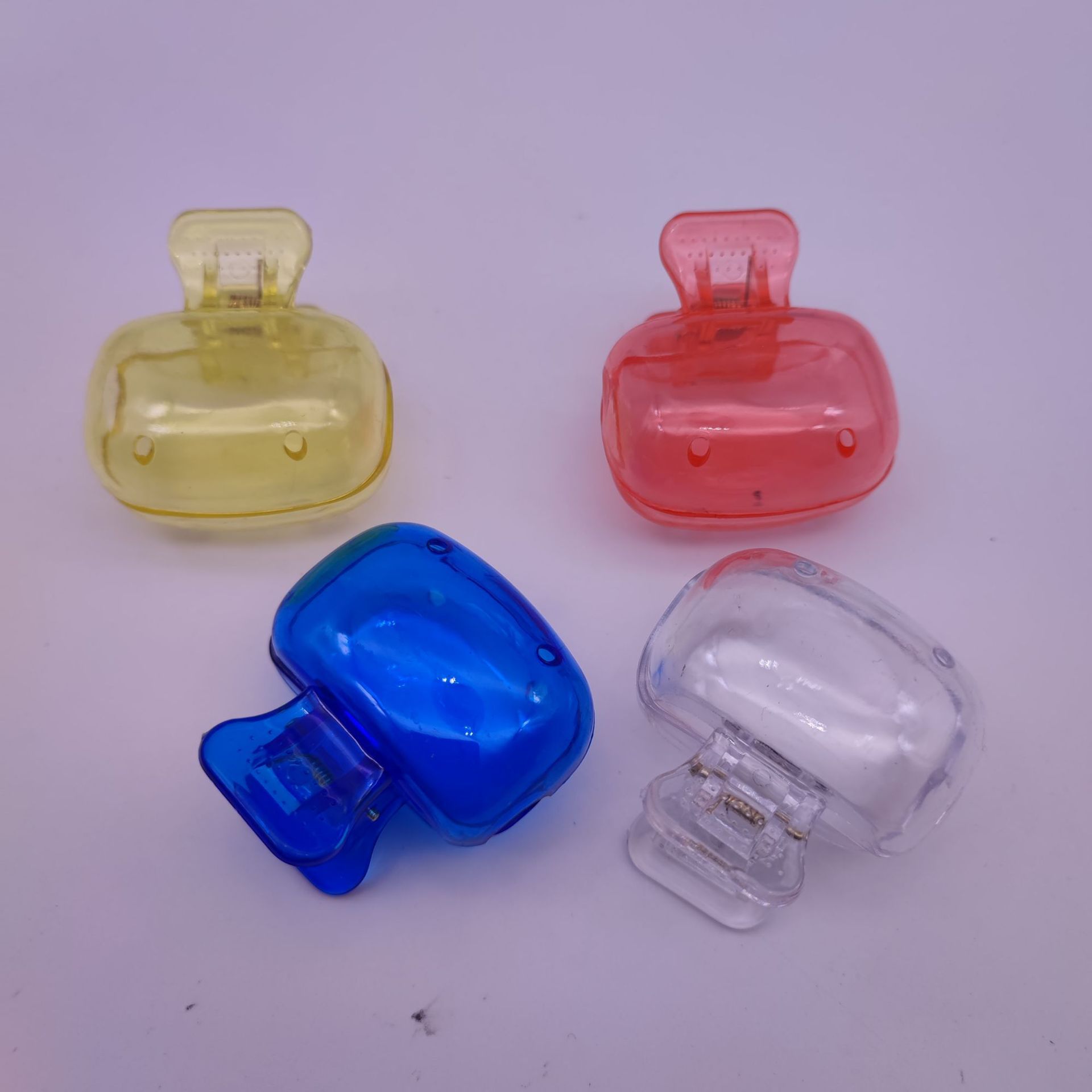 Amazon Cross-border AliExpress Explosions Toothbrush Storage Holder Travel Essential Toothbrush Protective Cover Portable Toothbrush Box