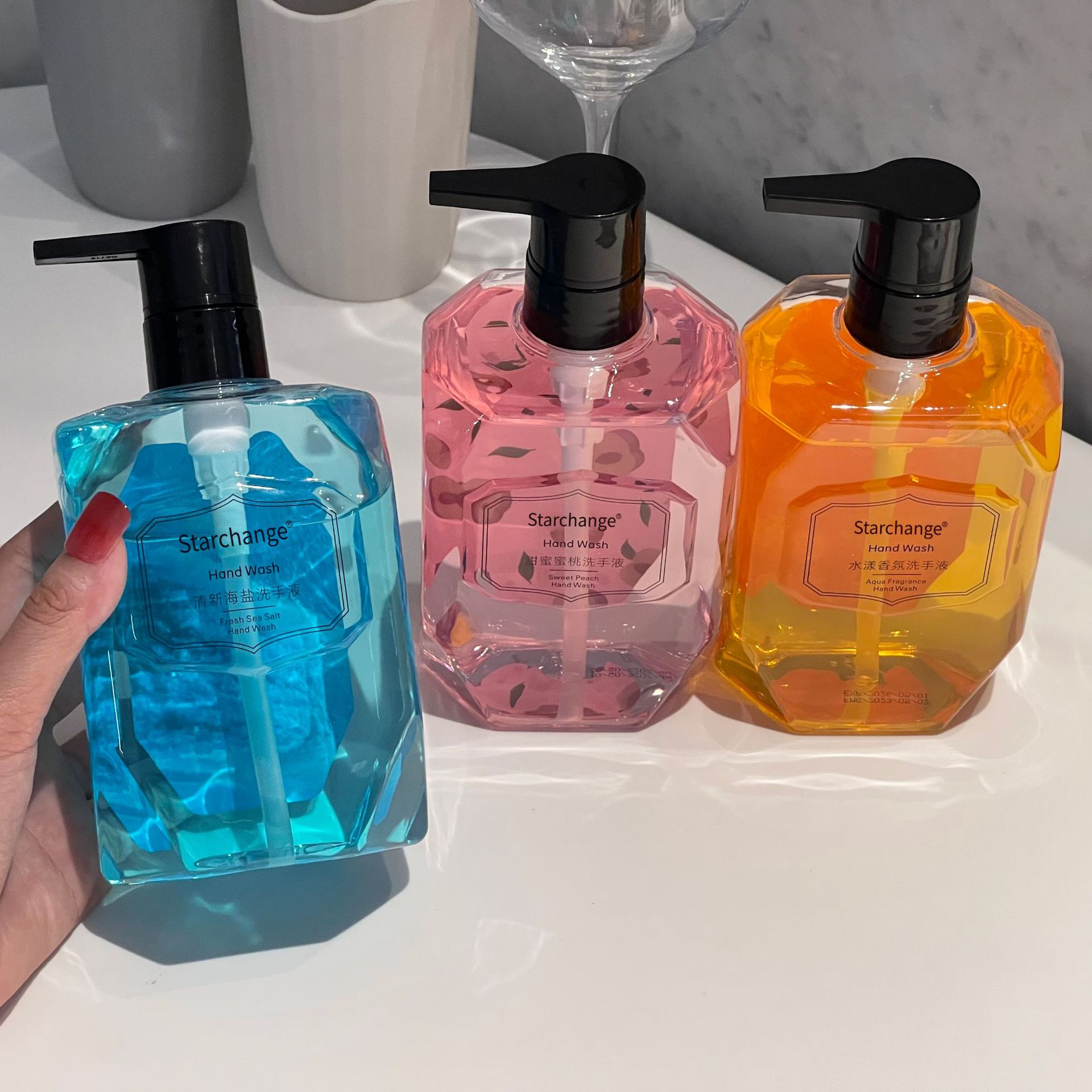 Xiaohongshu Fresh Sea Salt Hand Sanitizer Peach Fragrance Hotel Replenishing Liquid Fragrance Cleansing and Care Does Not Hurt Your Hands