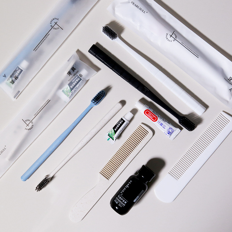 Hotel toiletries soft film suit toothbrush straw soft hair sewing kit card box dental hotel disposable toothbrush