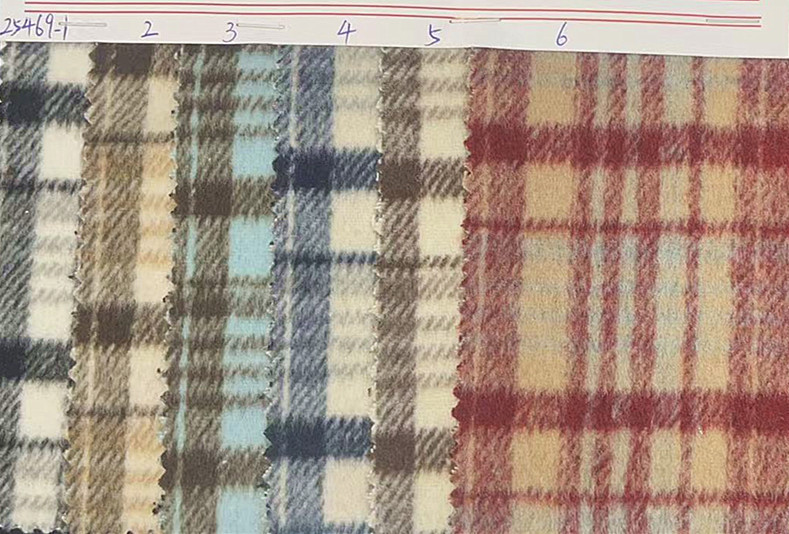 Woolen Woolen Brushed Plaid Woolen Fabrics Autumn and Winter Clothing Fabrics Are Available from Stock