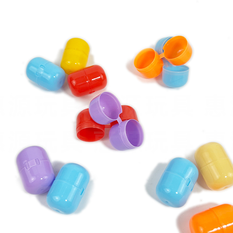 New Capsule Gashapon Connected 32*47mm Plastic Ball Children's Gashapon Game Console Toy Blind Box Egg Shell Wholesale