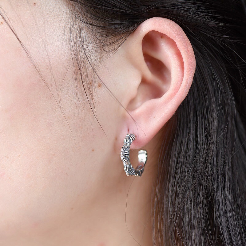 European and American Personalized Original 925 Sterling Silver Children's Army Flower Gd Earrings Men's Trendyy Creative Earrings Thai Silver Earrings Wholesale