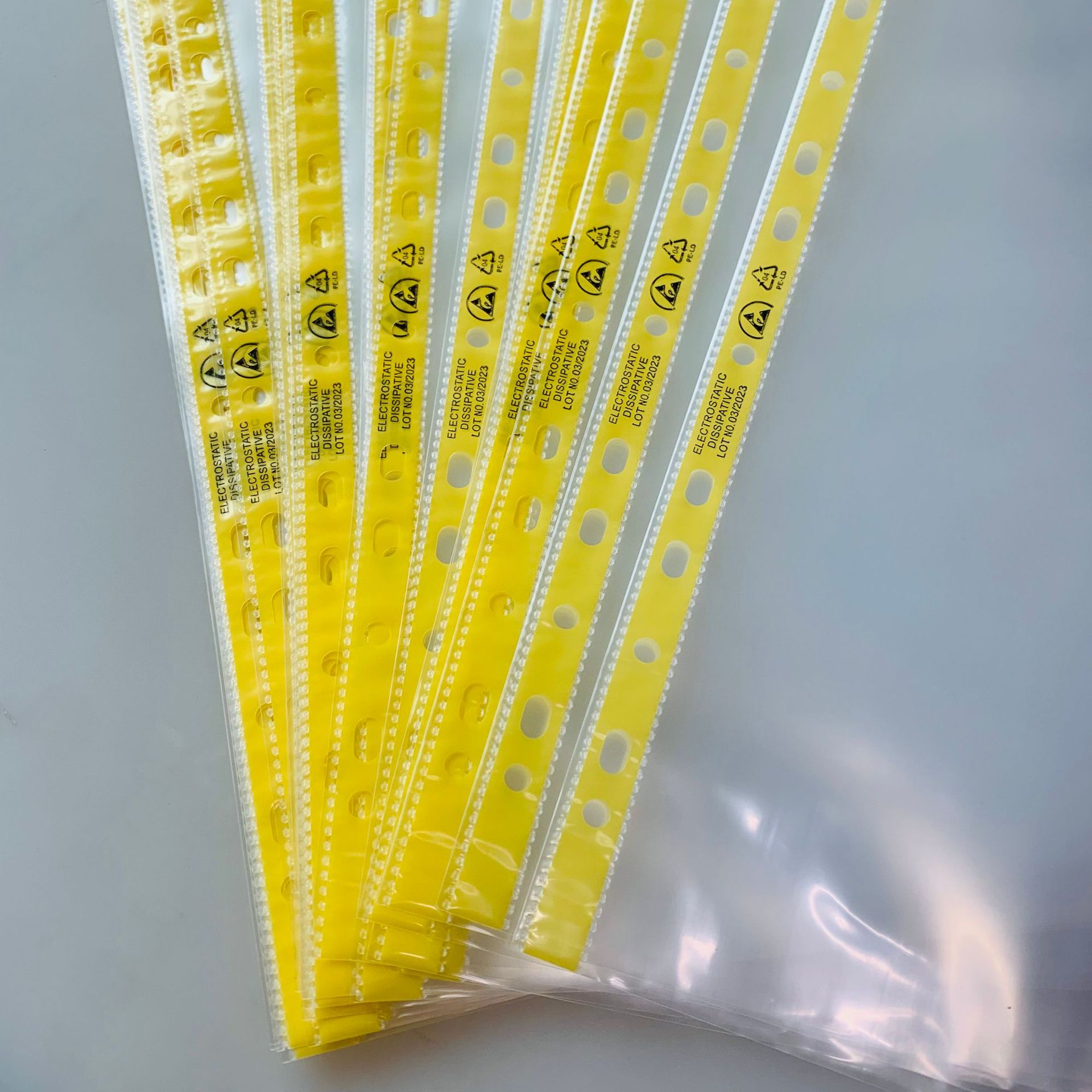 Anti-static perforated document bag ESD yellow edge 11 hole transparent document bag loose-leaf bag A4 A3 document bag