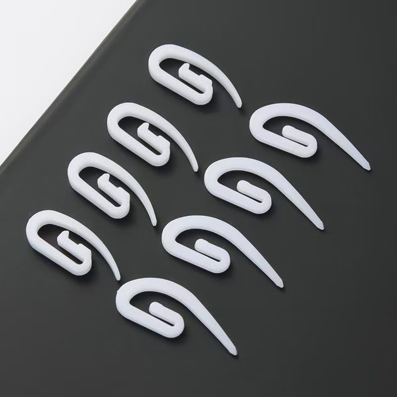 Factory wholesale curtain hook small pointed hook accessories curtain fabric with hook white plastic hook and curtain ring accessories