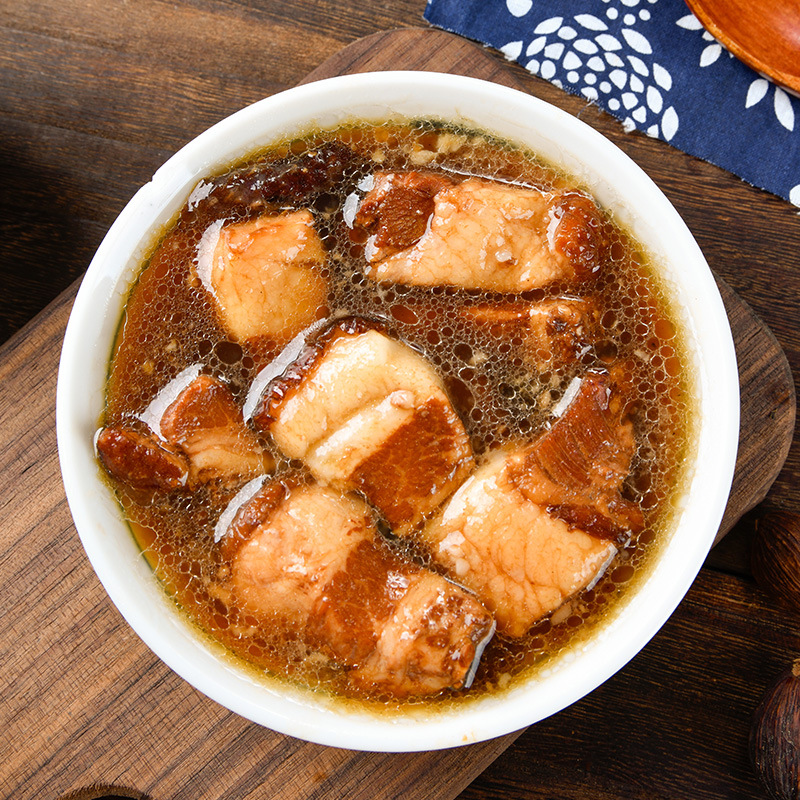 Braised pork canned instant food family emergency long-term reserve food long shelf life 500g large portion stock