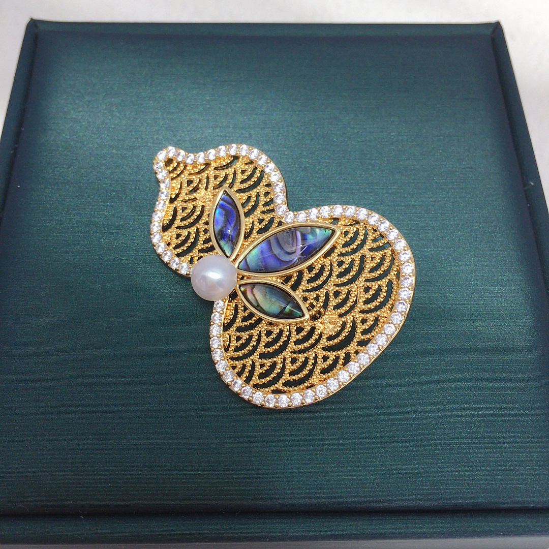 Natural Freshwater Pearl New Chinese Style Natural Sea Shell Mother-Of-Pearl Gourd Brooch Good Luck and Fortune Corsage Autumn and Winter Versatile