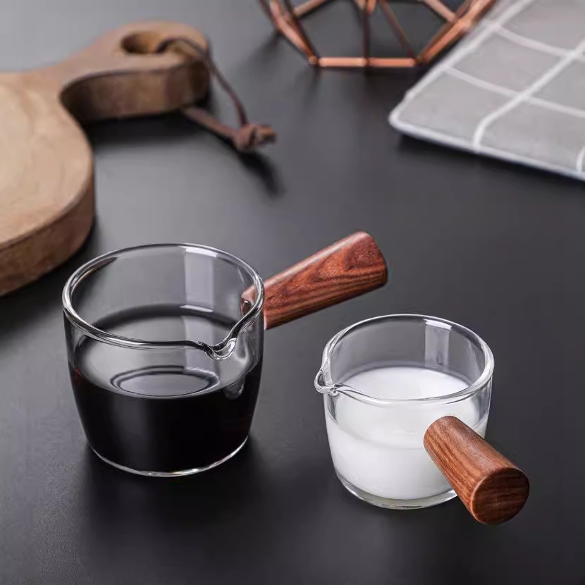 Мини-кувшин для молока из термостойкого стекла, соусник, высокобorosilicate чашка для кофе, молочный кувшин с деревянной ручкой, мерный стакан