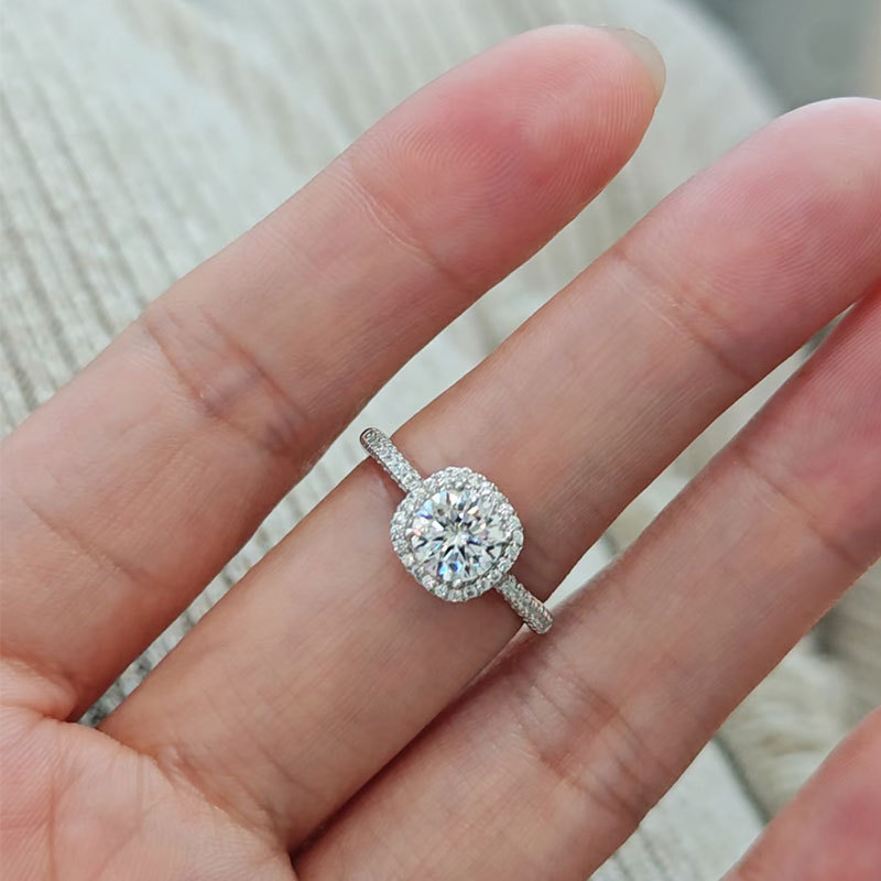 Кольцо с маленьким сахарным кубиком из серебра S925 с моиссанитом 1 карат для женщин, нишевый высококлассный легкий люкс