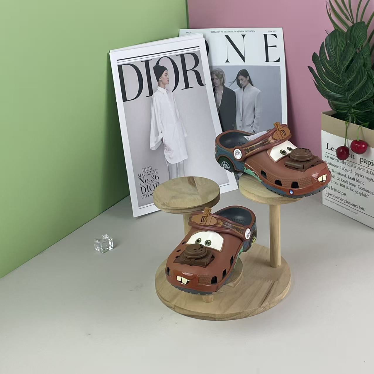 Croc Shoes, Sports Couple Sandals, 2025 New Outdoor Versatile Beach Sandals