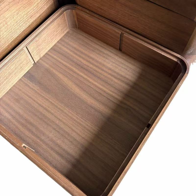 Black Walnut Frame Wooden Box and Wooden Tray Production. the Corner Strength Is High and the Bottom Is Equipped with Slots That Can Be Stacked Together
