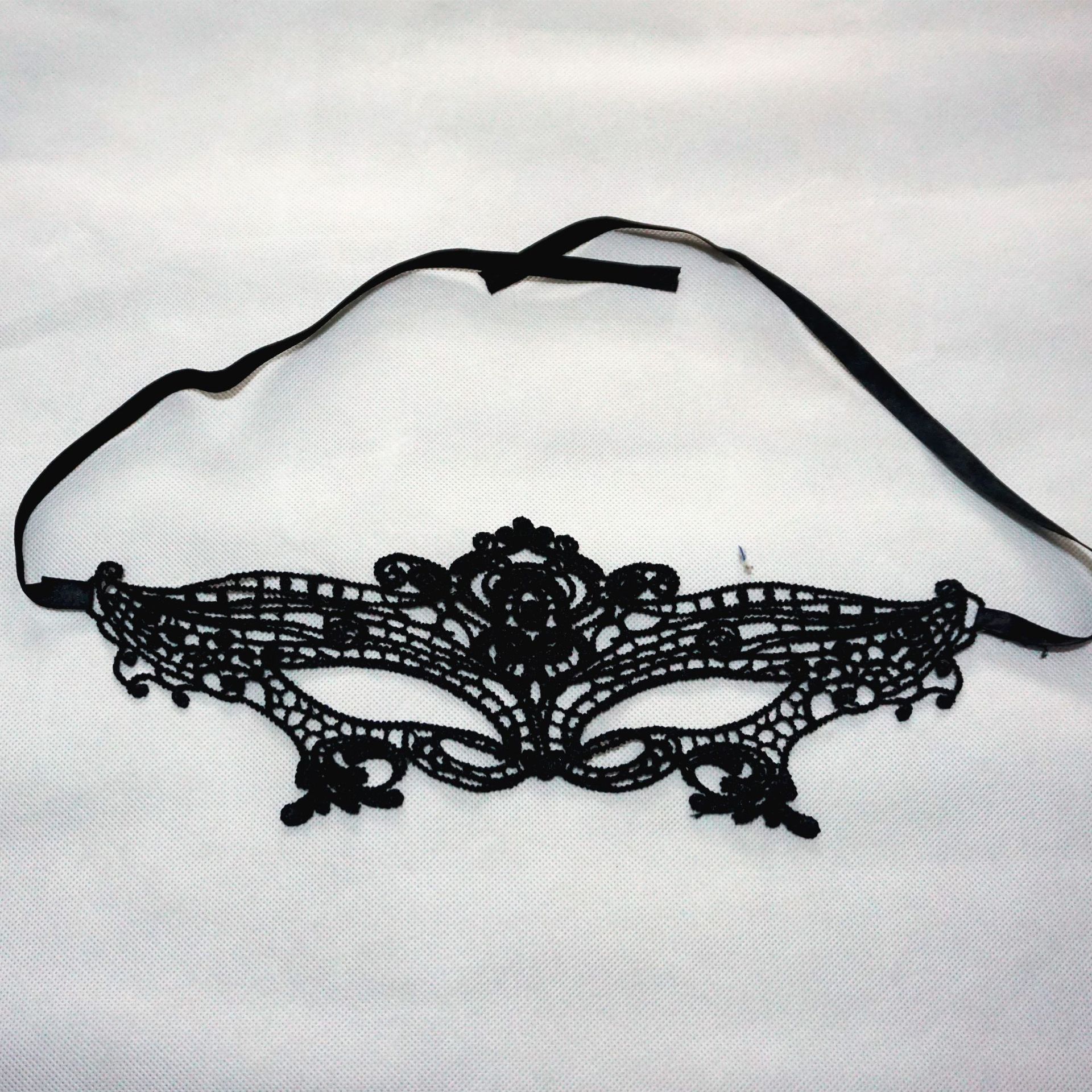 Factory Direct Sales Black Queen Sexy Lace Eye Mask Fashion Theme Prom Party Mask Halloween Christmas
