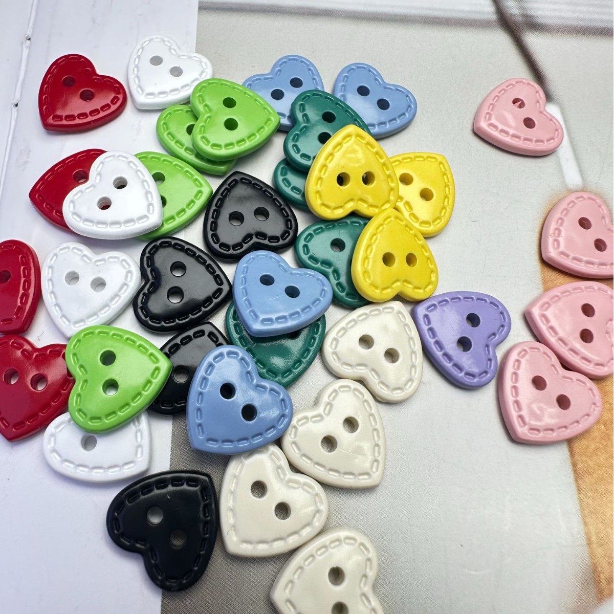 Colorful Heart-Shaped Threaded Double-Eye Button Sweater Jacket with Hand-Sewn Decorative Buttons Cardigan Dress Children's DIY Craft