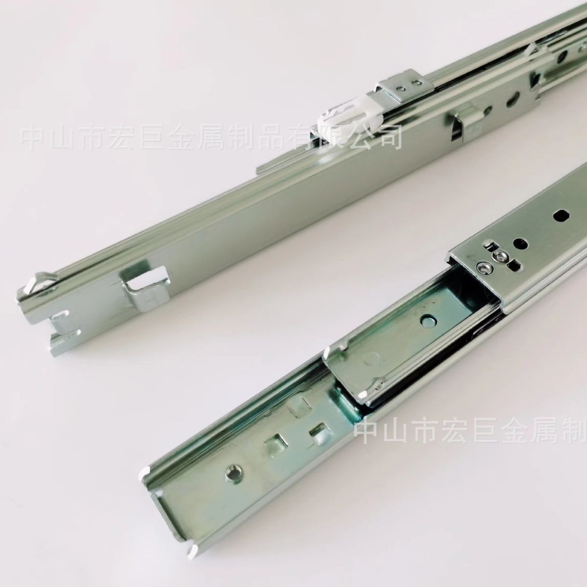 Supply 27 double-layer hook slide rail hanging plug-in car track tool cabinet RV transformation refrigerator bottom guide rail