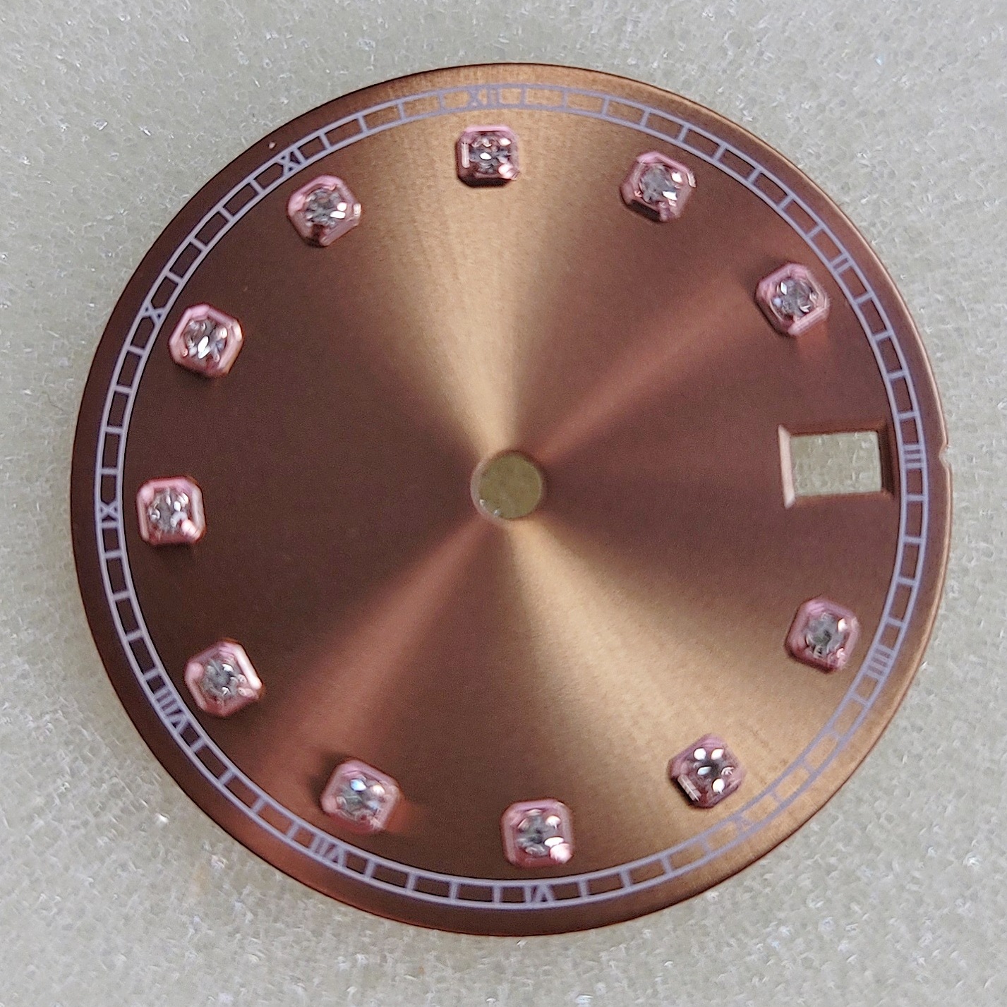 New watch accessories modified Japanese NH35NH36 automatic movement diameter 28.5MM rose Phnom Penh stone dial