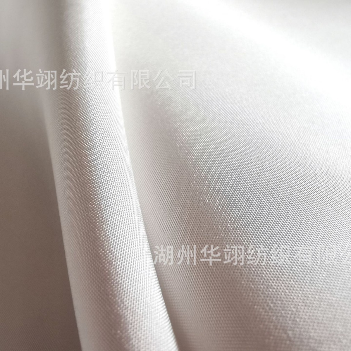 Silk power spinning 15 MMI 114 door width mulberry silk long towel fabric Xiangyun yarn base fabric manufacturers in stock