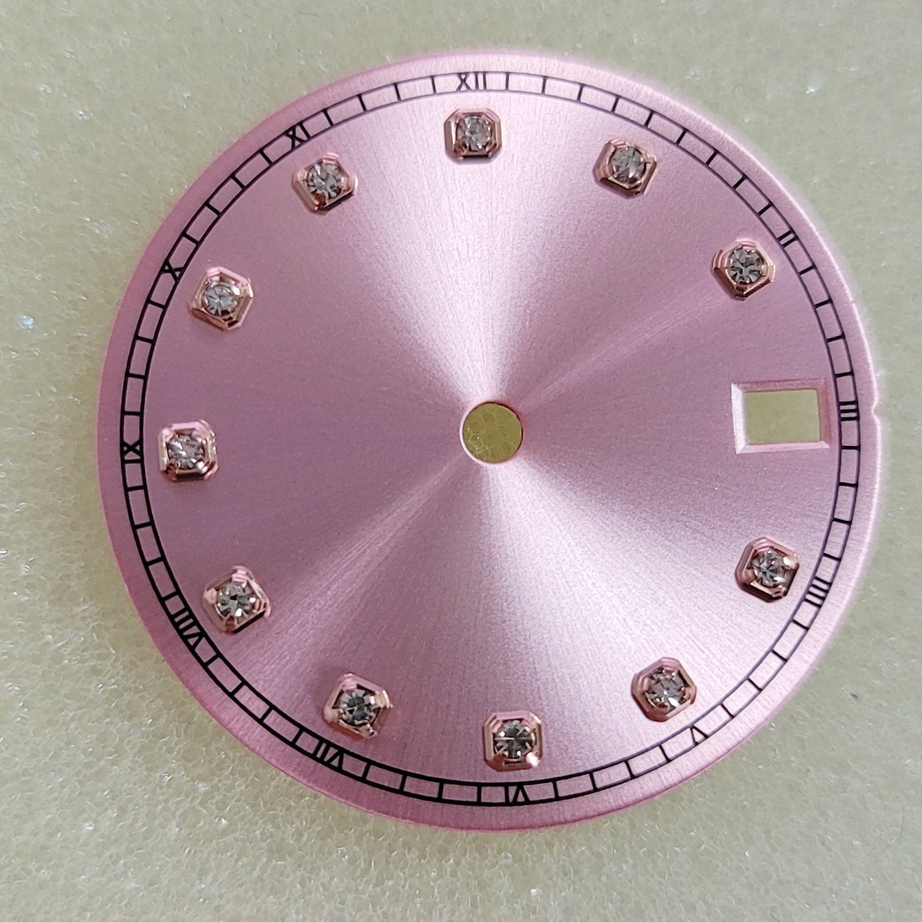 New watch accessories modified Japanese NH35NH36 automatic movement diameter 28.5MM rose Phnom Penh stone dial