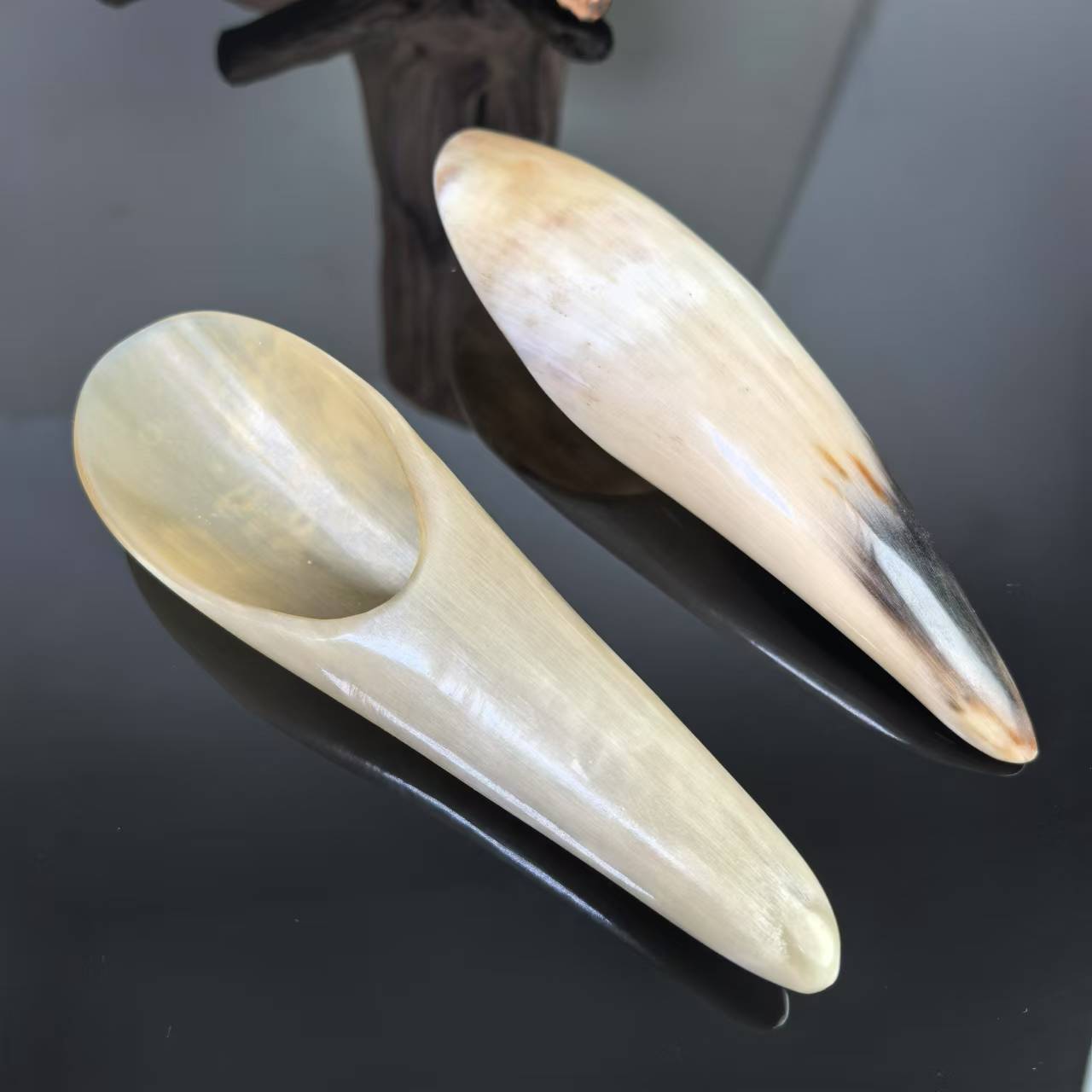 Natural Horn Scraping Tube Tea Peony Whole Body Back Face Large Small Long Scraping Board Massager Wholesale