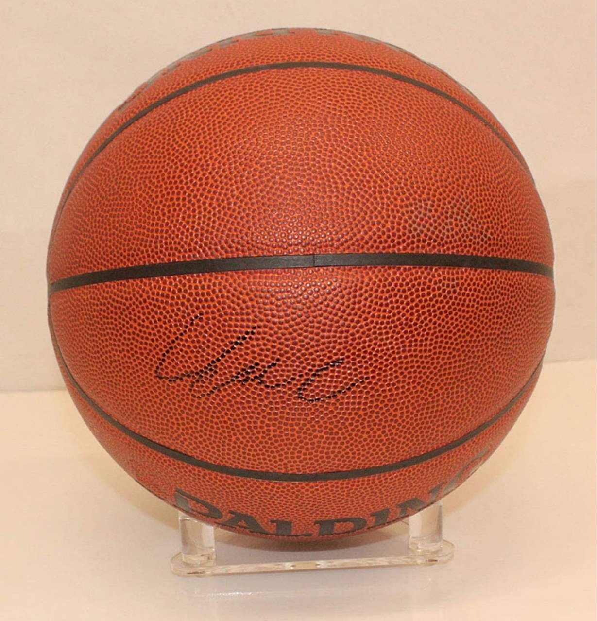 Acrylic Stand Triangle Football Volleyball Bowling Bracket Sporting Goods Ball Display Stand