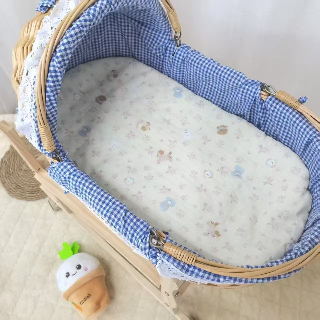 Wholesale Cradle Mat New Style Crepe Bean Velvet Cushion Newborn Baby Stroller Mat Infant Cradle Mat Soft and Soothing