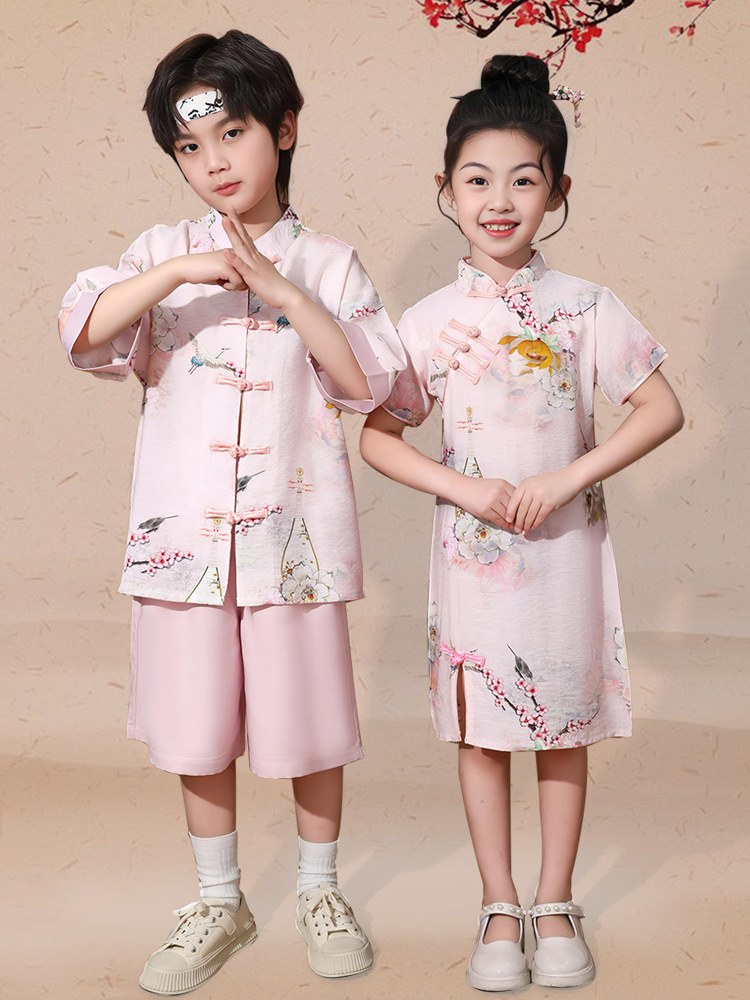 Chinese Style Children's Day Performance Boys' New Chinese Hanfu Girls' Cheongsam Cheerleading Team Primary School Students' Games Performance