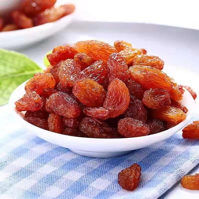 Xinjiang specialty red Fragrant Concubine raisin wholesale delivery 250g Turpan large grain red raisin fruit raisin