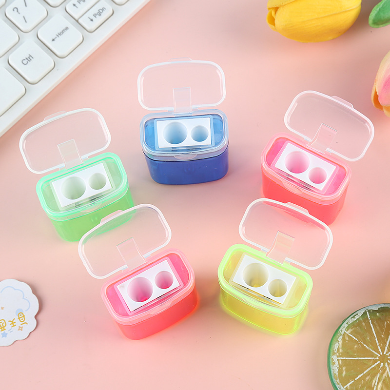 Back-To-School Season Double-Hole Pencil Sharpener with Lid for Primary School Students Special Pencil Small Plastic Manual Pencil Sharpener Factory Direct Sale