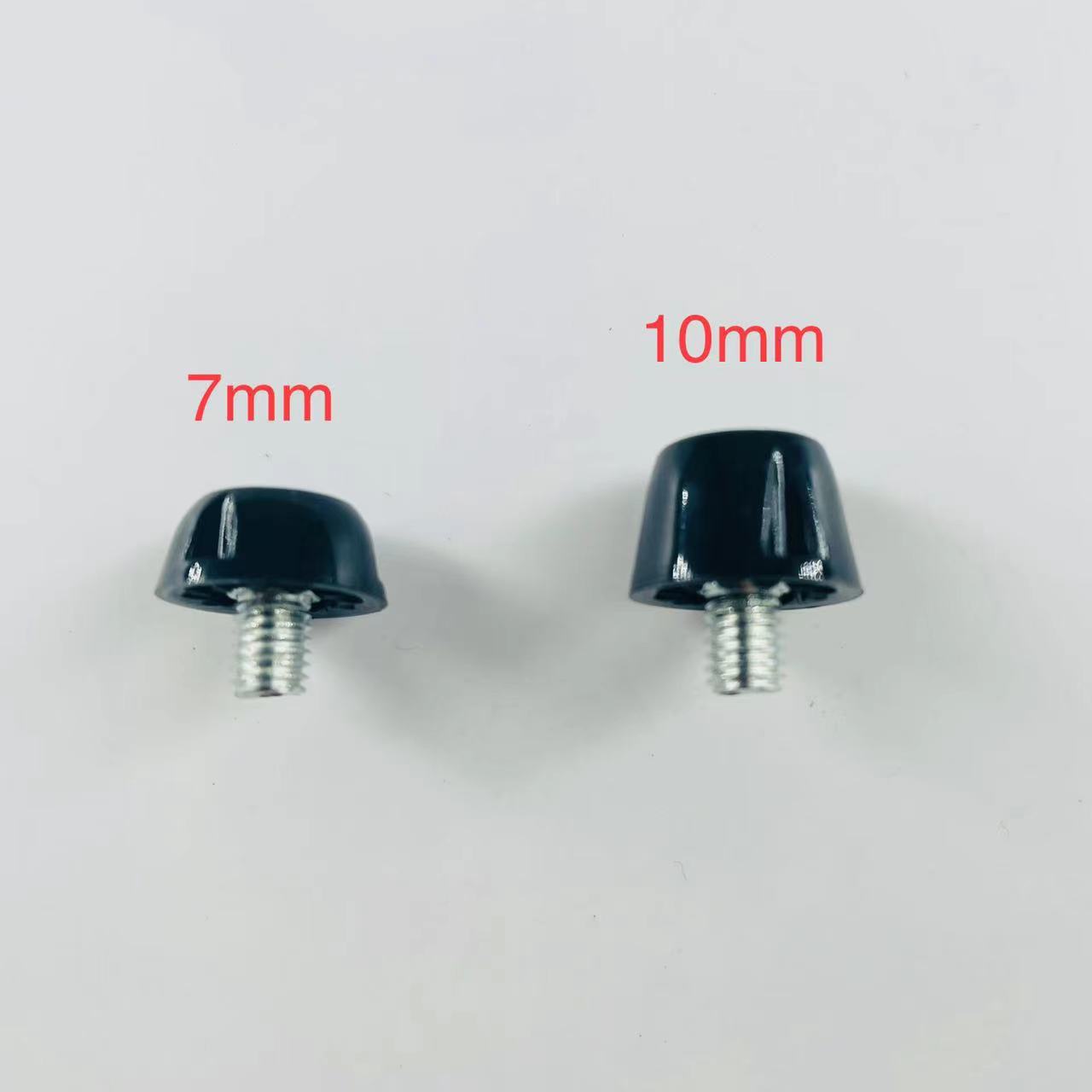 Factory Direct Sales Football Spikes, Football Spikes, Spike Rotating Wrench, Quick Rotating Spike Accessories and Supplies