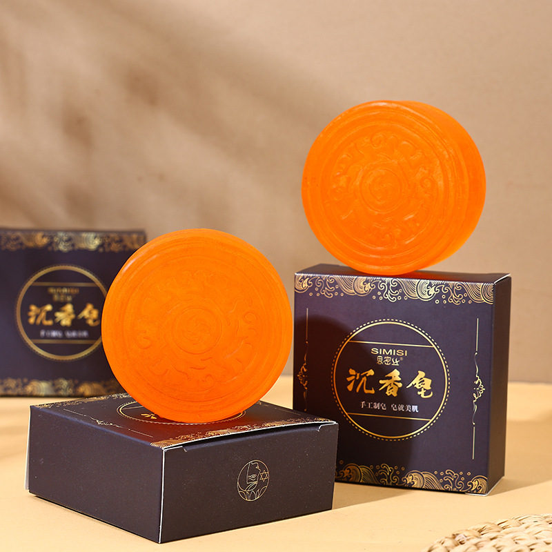 【Simis】 Agarwood Soap Hardcover Agarwood Essential Oil Soap Handmade Soap Cleansing and Moisturizing 100g