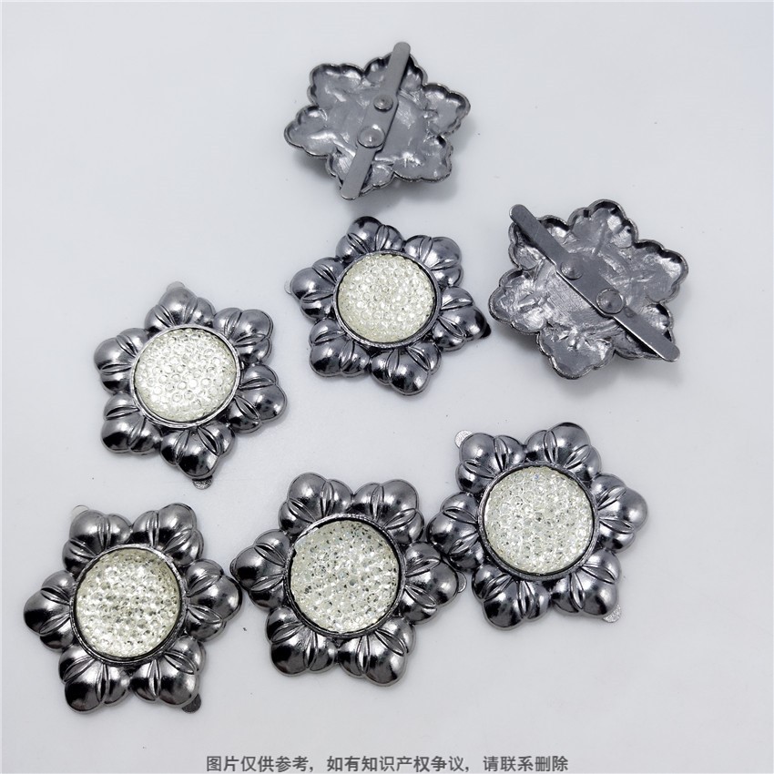 Фабрика Цюаньчжоу, DIY аксессуары для багажа, сандалии, пляжная обувь, пряжки для обуви, креативная настройка ювелирных изделий в виде подсолнуха