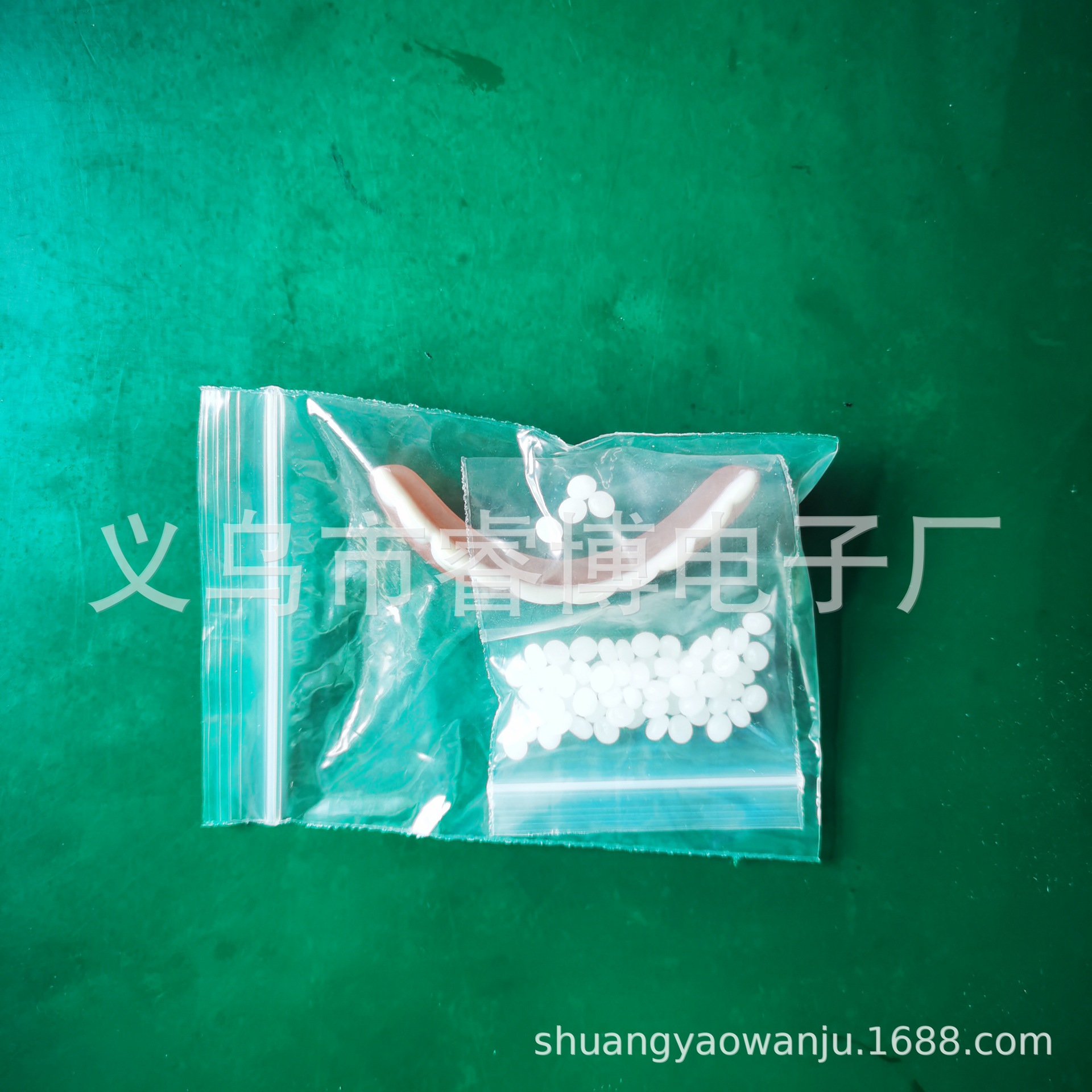 Cross-border Explosions instantsmile Simulation Teeth Braces Smiling Denture Braces Manufacturers Cross-border Exclusive