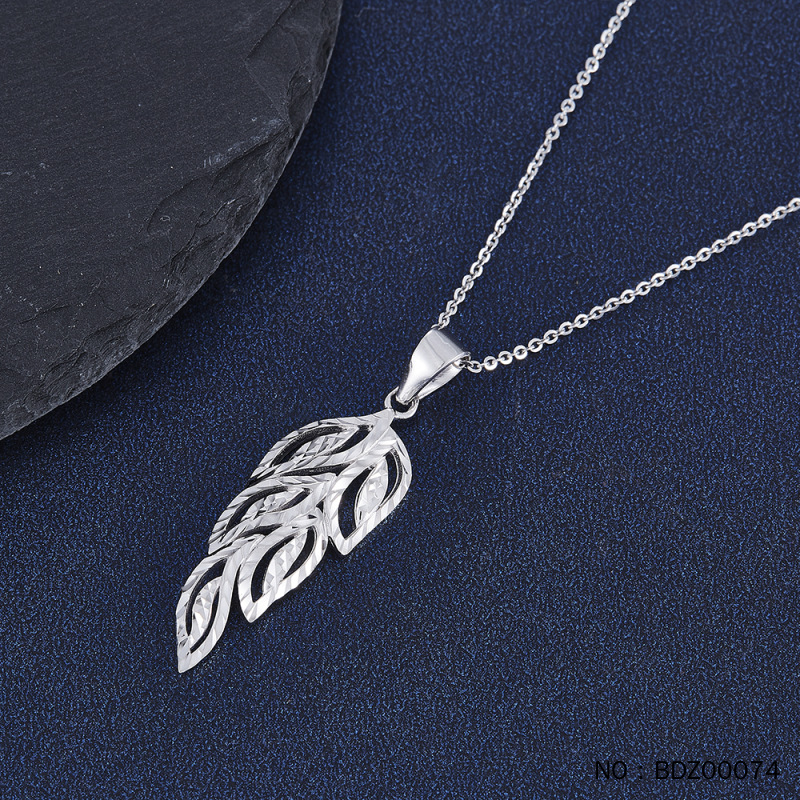 Platinum Car Flower Leaf Pendant (without Chain) Water Shell Quality Platinum Dxir Di Ai Jewelry Real Gold Guaranteed