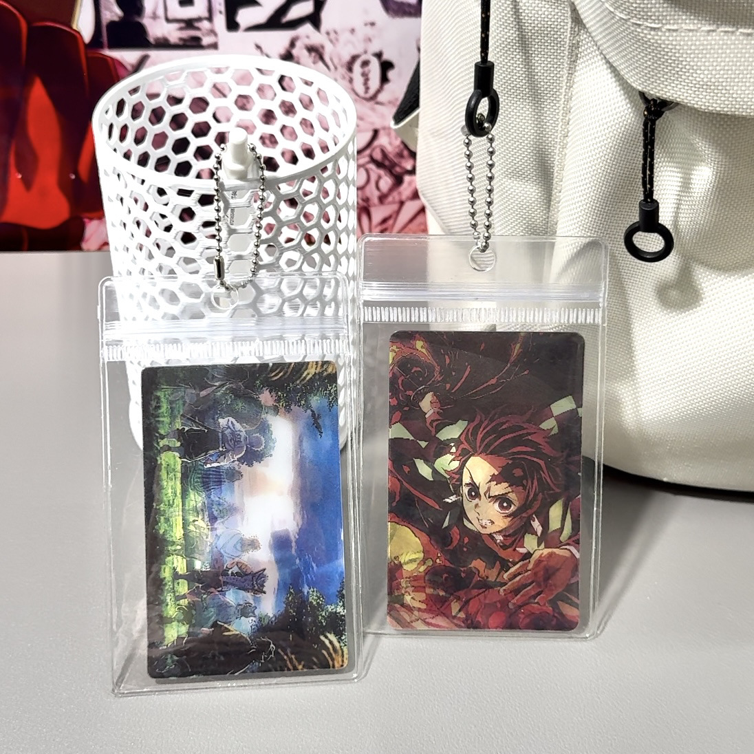 Demon Slayer: Kimetsu No Yaiba Nine Pillars Variable Grating Card Nine Pillars Protagonist Group Peripheral Anime Pendant as a Small Gift for Friends
