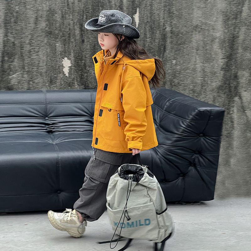 Girls' three-in-one assault clothing outdoor autumn 2025 new fashion sports coat thickened liner children's jacket