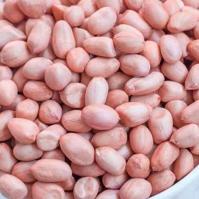 A large number of wholesale white sand peanuts farmers self-produced peanuts cereals peanuts bulk a generation of hair