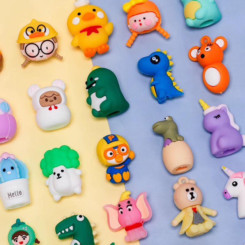 Capsule twisted egg mixed doll toy one yuan twisted egg machine game machine gift ball twisted egg ball kindergarten small gift