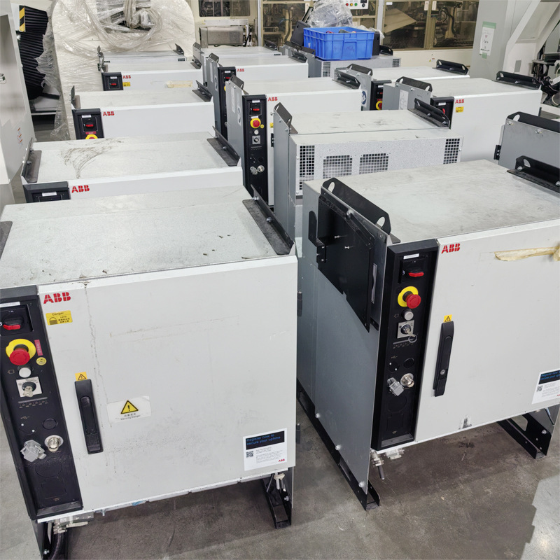 Used ABB industrial robot load 20KG manipulator IRB2600 handling grinding welding six-axis manipulator