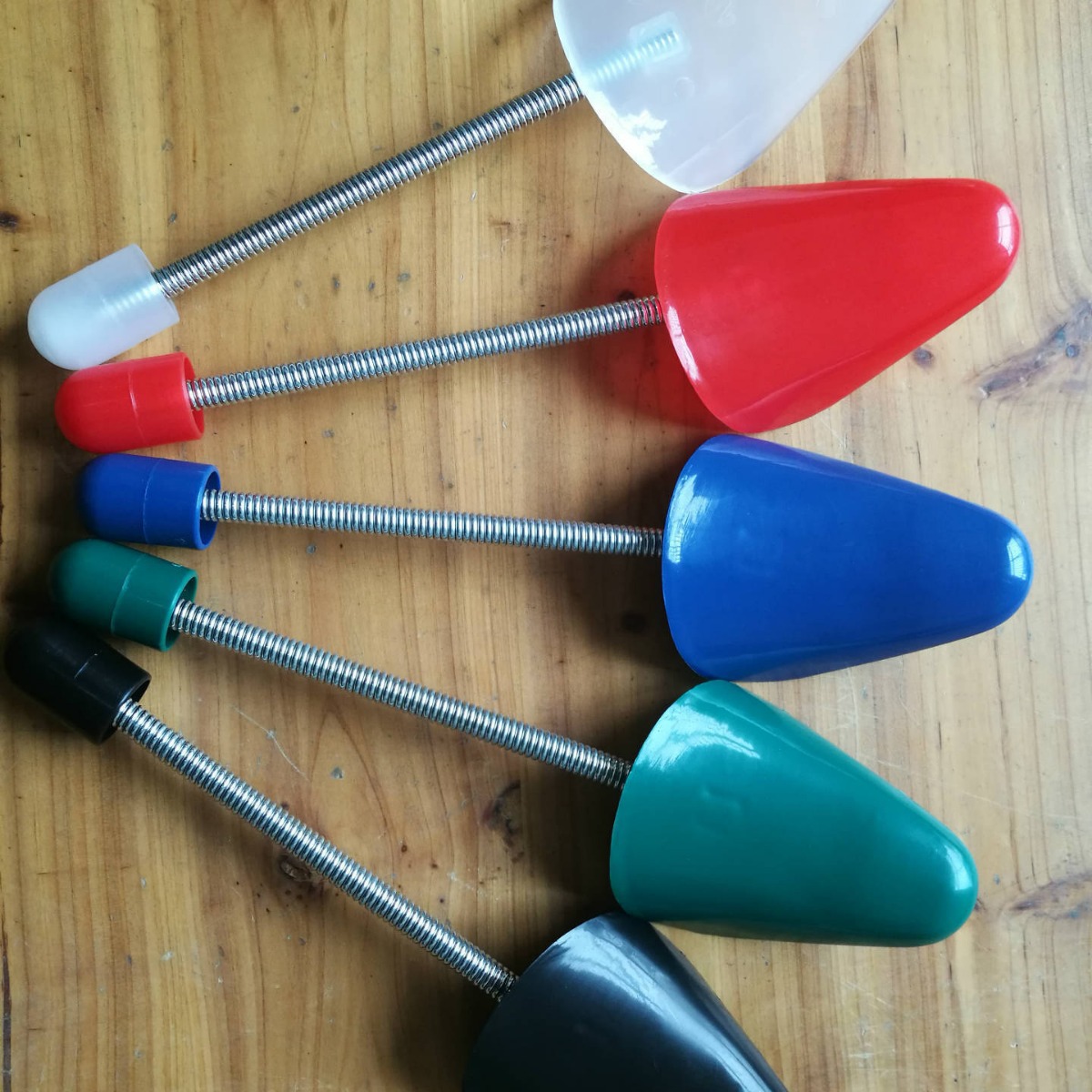 Customized Shoe Expander for Men and Women, Adjustable Plastic Shoe Stretcher, Expander to Expand and Shape High Heels and Flats Soles Amazon