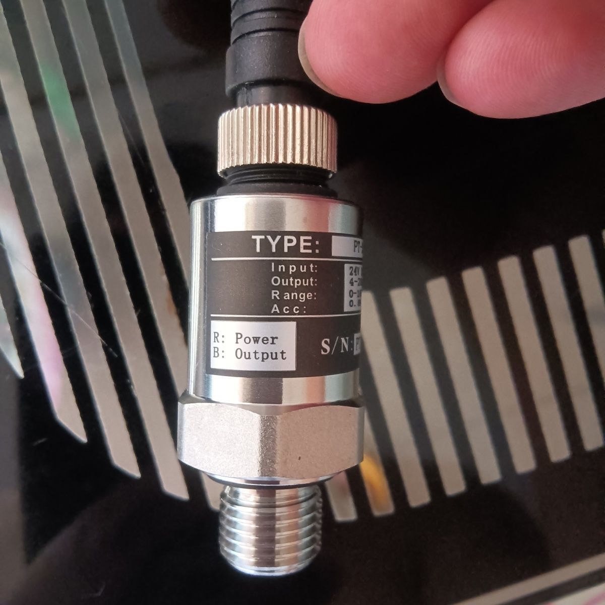 Pressure Sensor Current 4-20Ma9-36 Volt Universal G1/4 Two-Point Tooth Two-Wire Air Compressor Water Pump Universal