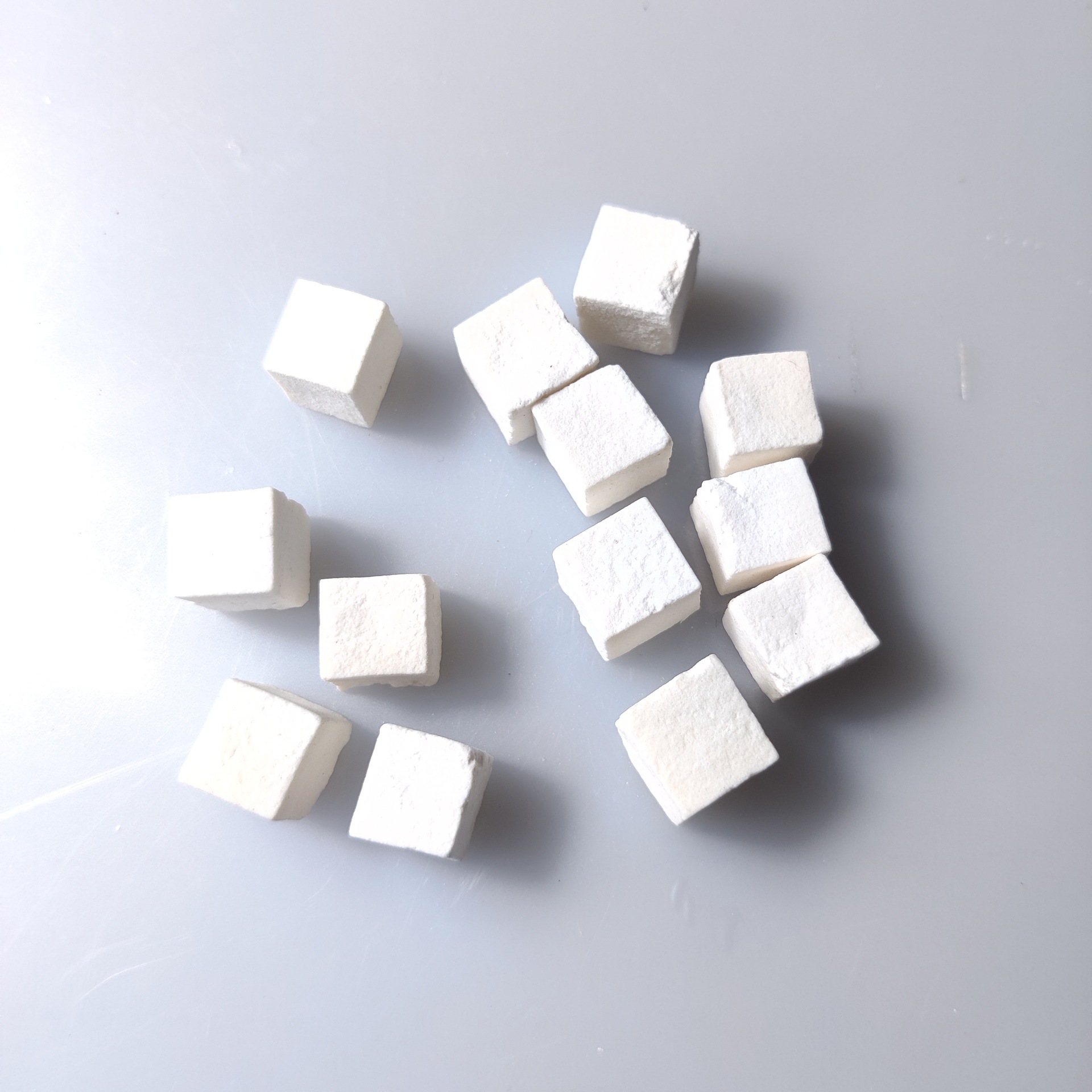 Poria White Poria Cubes in Bulk Chinese Medicinal Materials Wholesale Fuling Ding New Goods Poria Wholesale Origin Straight Hair