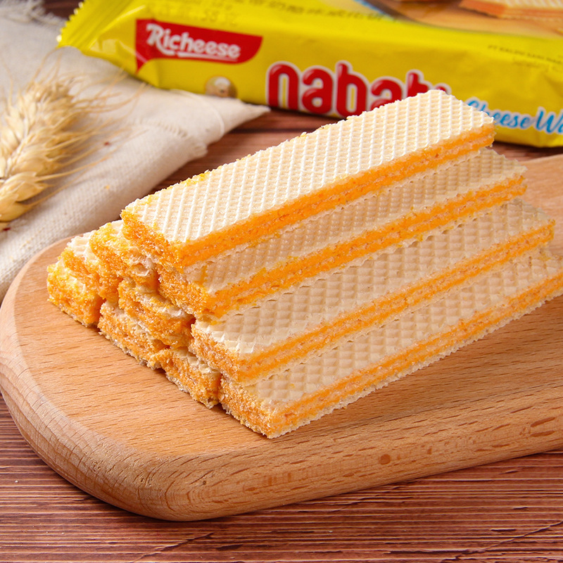  imported nabaodi cheese cheese strawberry chocolate flavor wafer biscuits 145g casual snacks