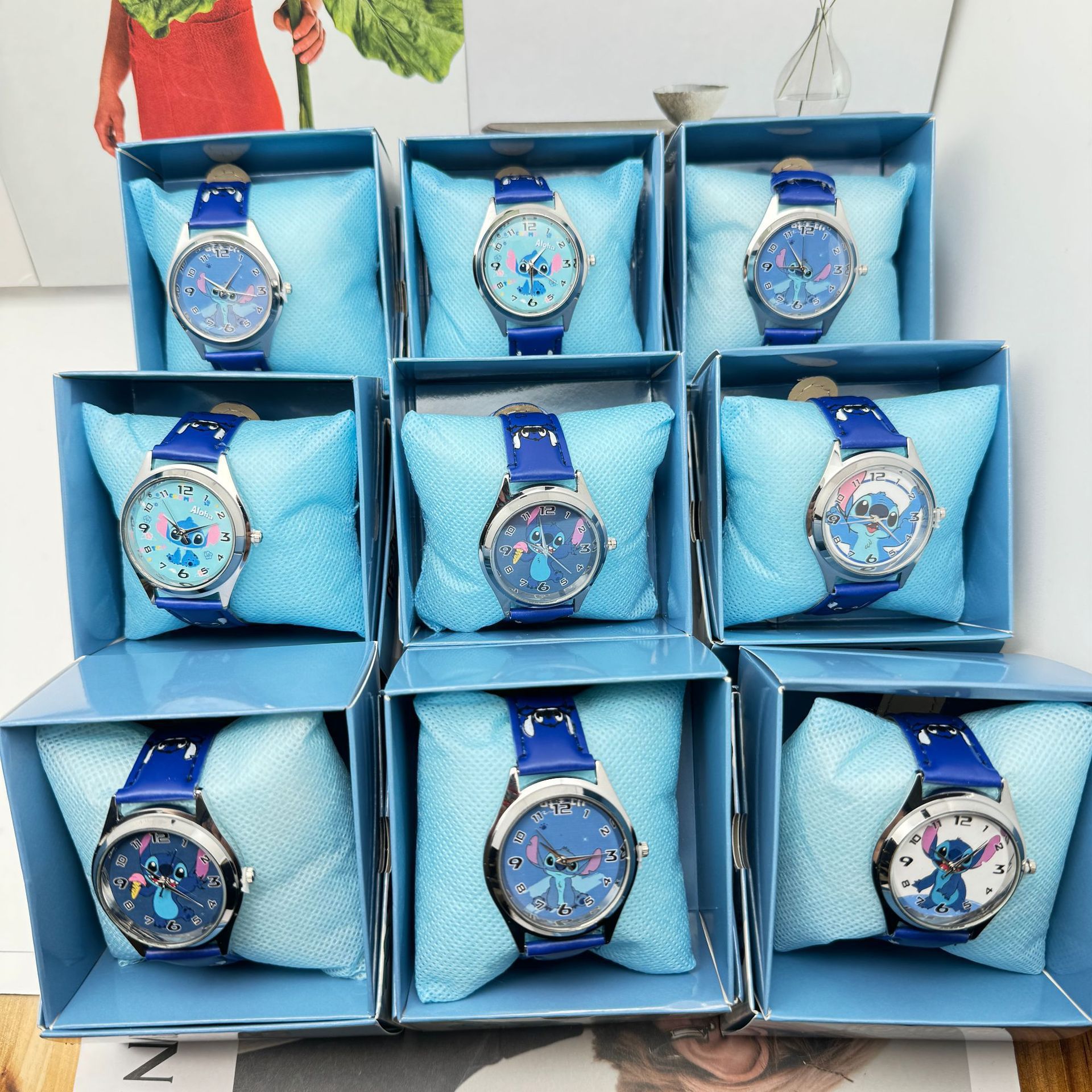 New Cartoon Stitch Pointer Watch with Cute Pu Leather Strap, Lilo & Stitch Fun Cartoon Watch for Boys and Girls
