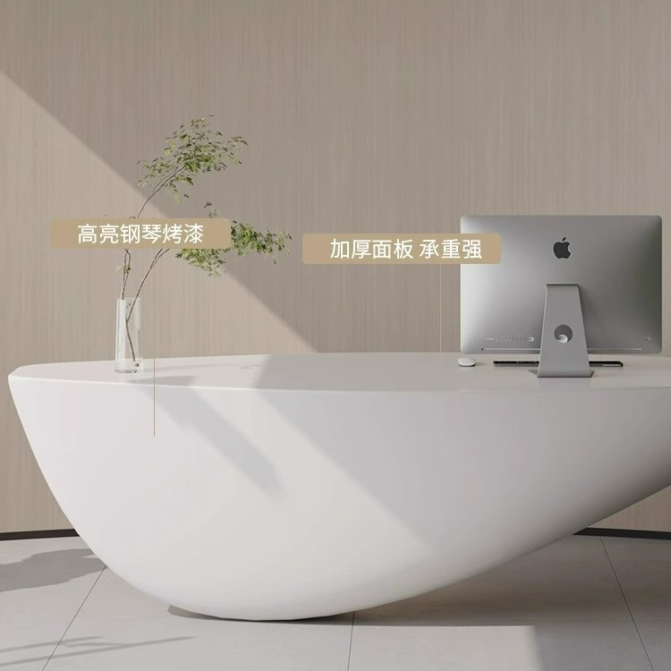 Индивидуальная стойка для интернет-знаменитостей, окрашенная передняя стойка, изогнутый бар для компании, модный кассовый прилавок для гостиницы и салона красоты