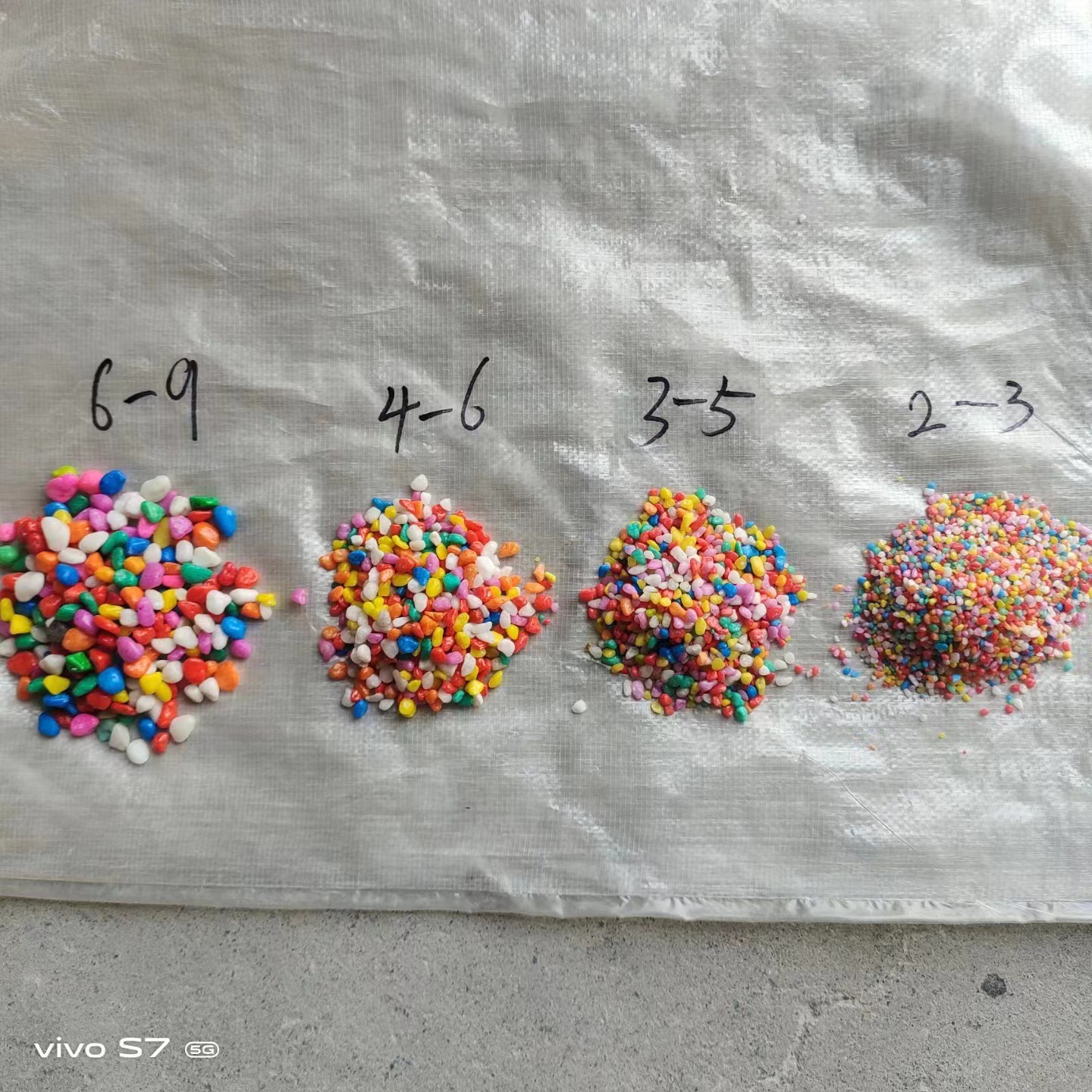 Colorful Stone pot colorful stone small stone breathable succulent fish tank decorative filling pot paving stone bottom